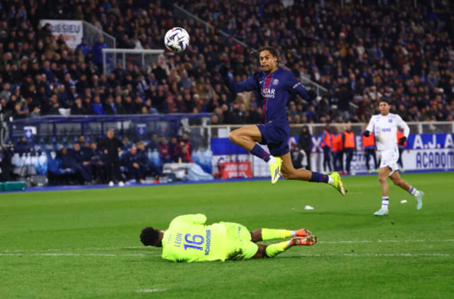 AJ Auxerre vs PSG (02:00 – 24/01) | Xem lại trận đấu